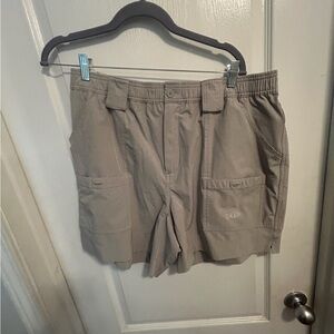 AFTCO Gray Cargo Shorts Lightweight Mid-Thigh